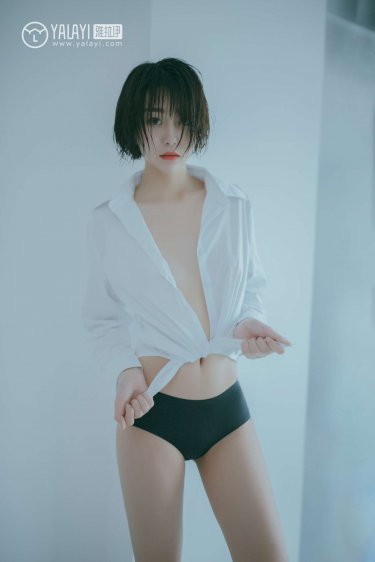 香含玉女峰头露润滞珠帘洞口